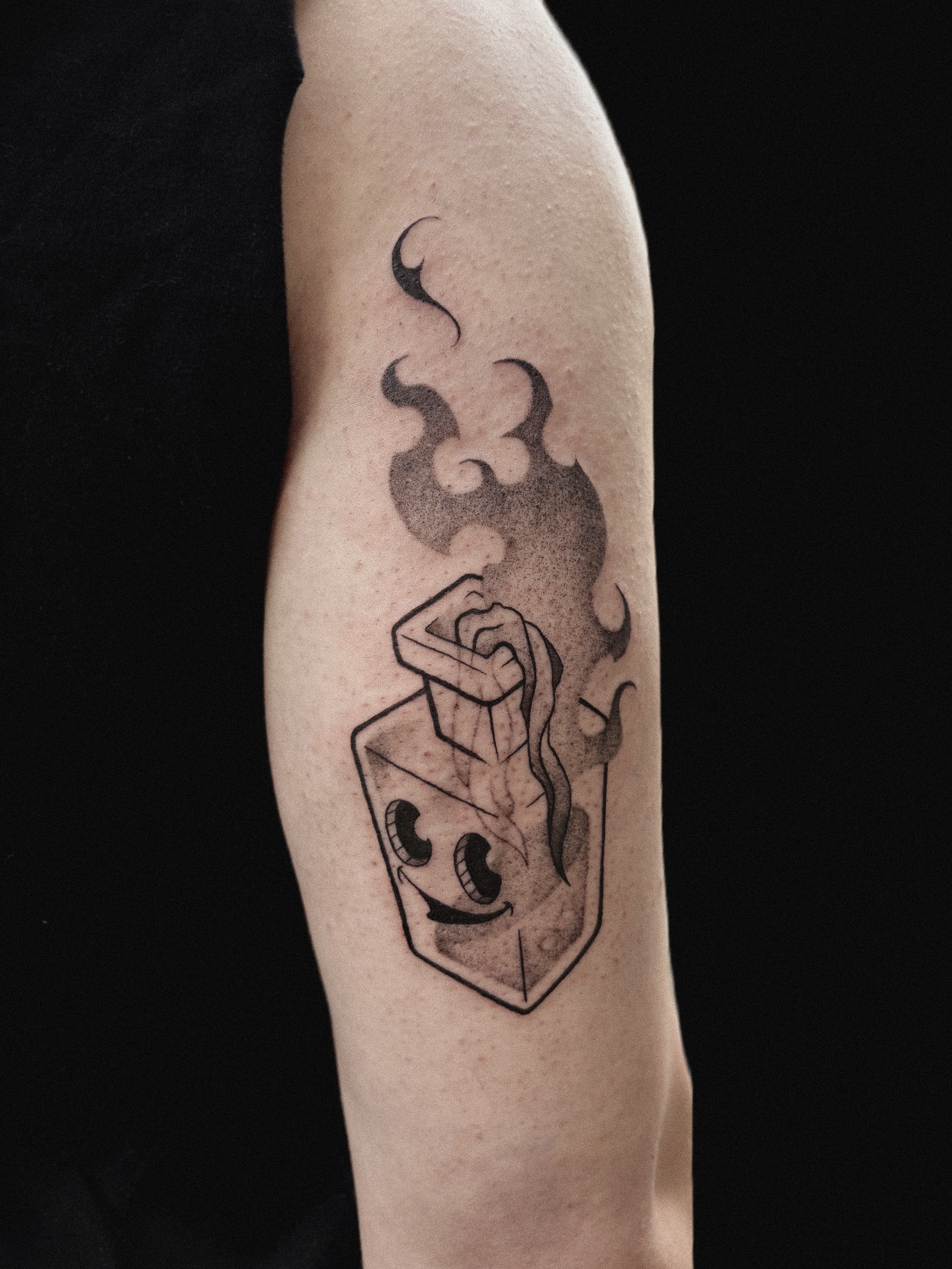 Molotov cocktail tattoo blackwork lausanne collectitats emma freed